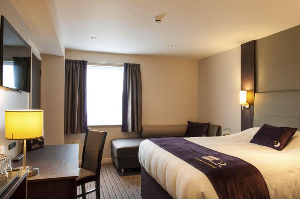 Premier Inn Fort William Buitenkant foto